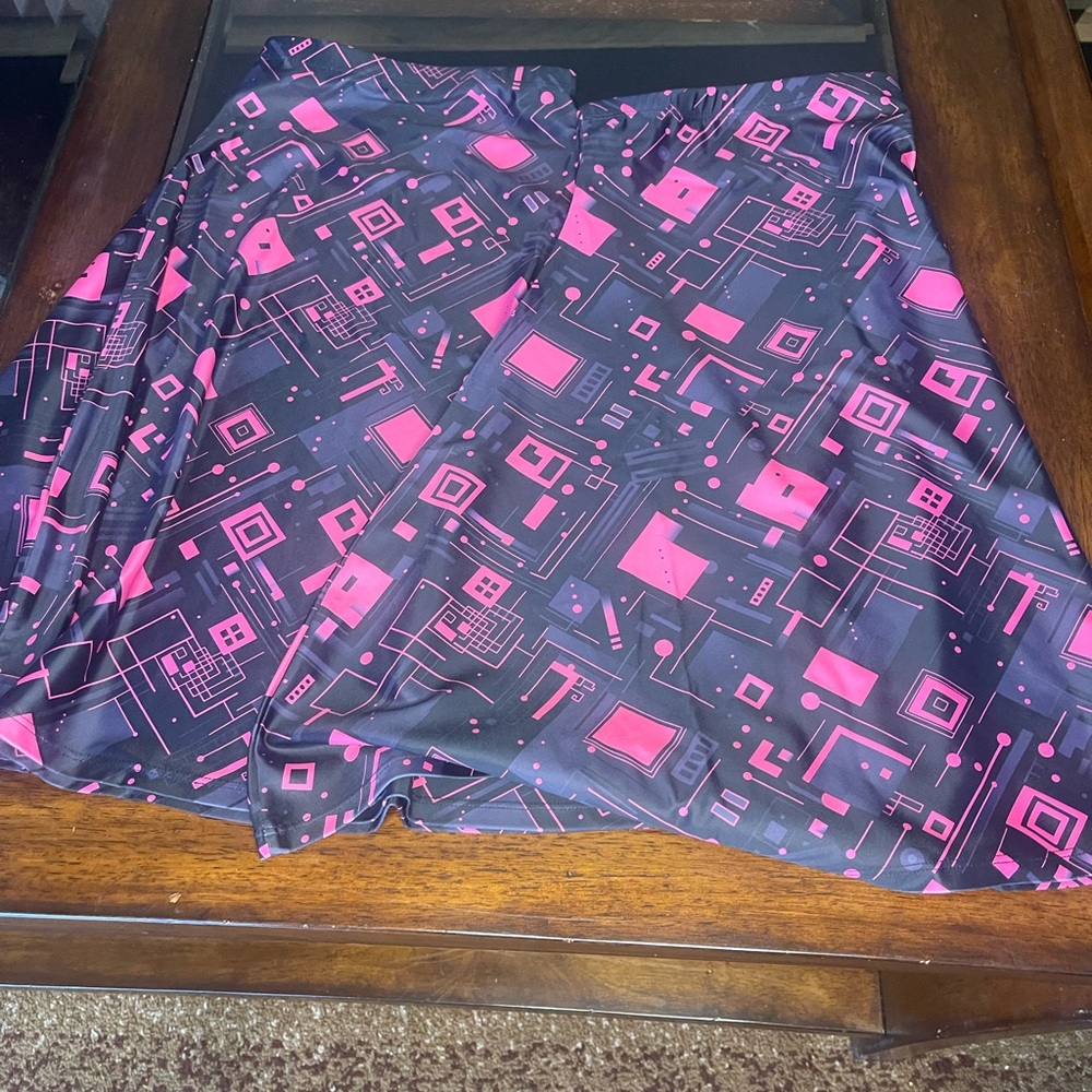 Geometric Pink and Black boot covers